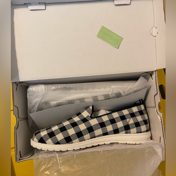 SOLD - Picture 3 of 7